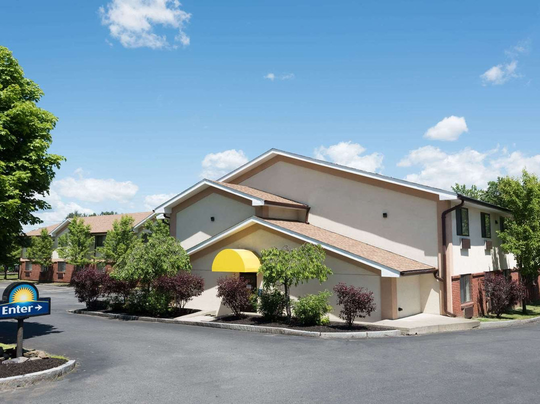 格林菲尔德戴斯酒店