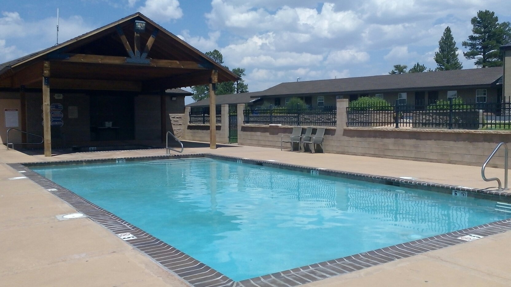 布莱斯峡谷松树酒店-官方