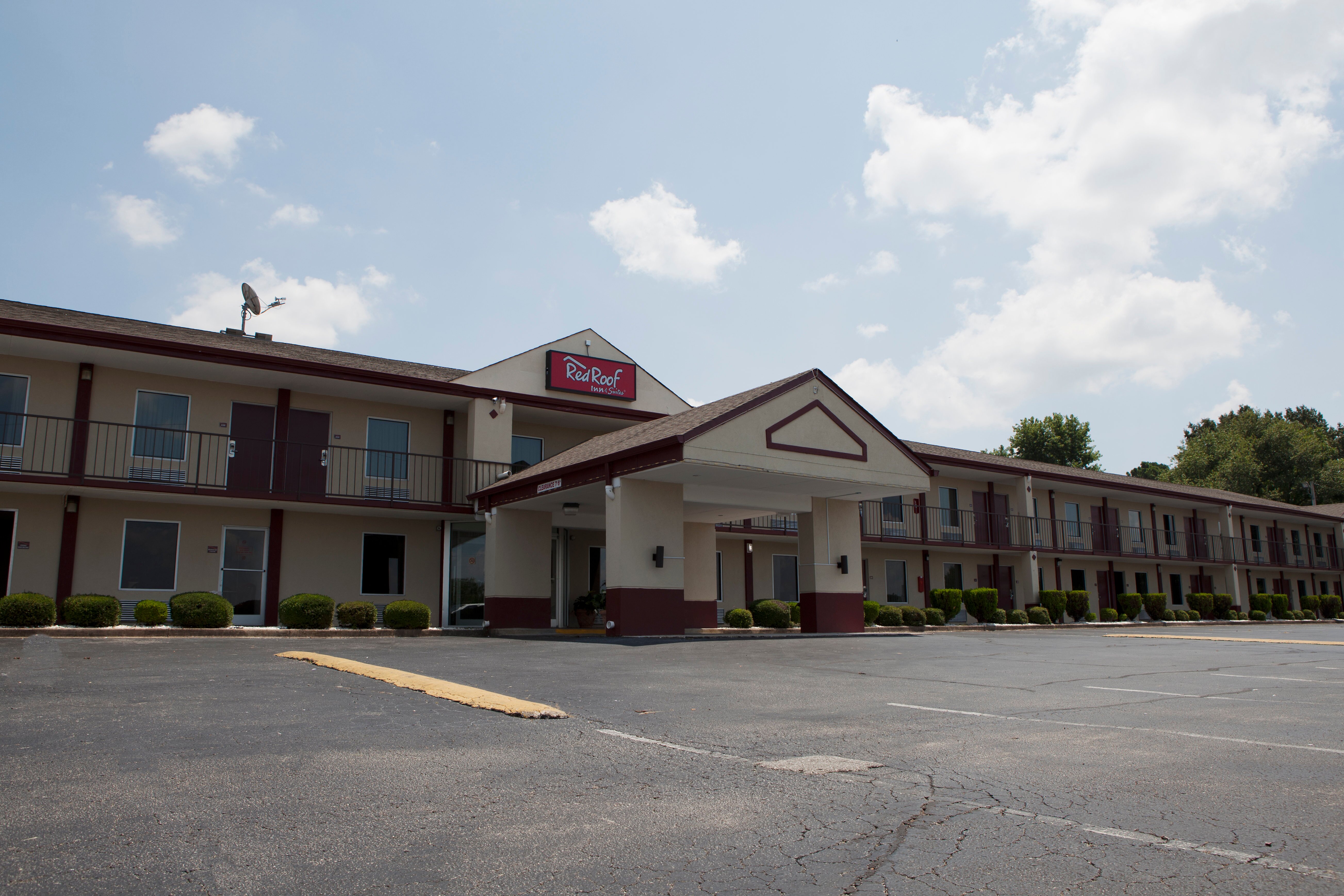 Red Roof Inn & Suites Jackson, TN-官方
