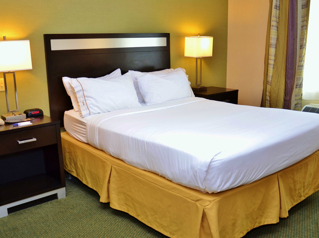 Holiday Inn Express & Suites Monaca - Center Township by IHG主图
