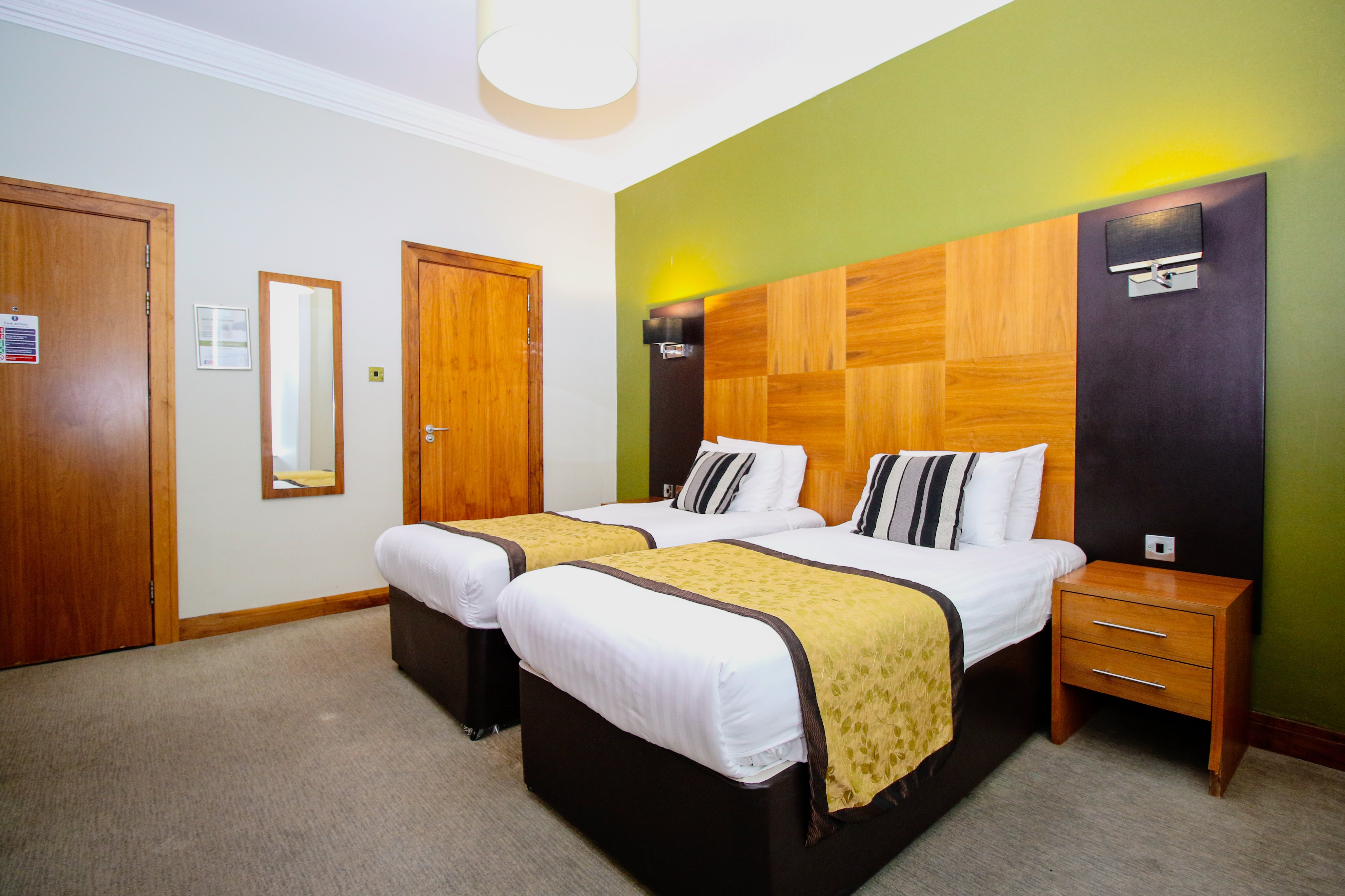 Acorn Hotel-官方