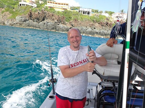 Charlie Mike Continue Mission Charters-圣 托马斯必去景点