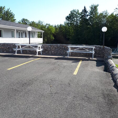 Motel 7 Inn & Suites Bathurst主图