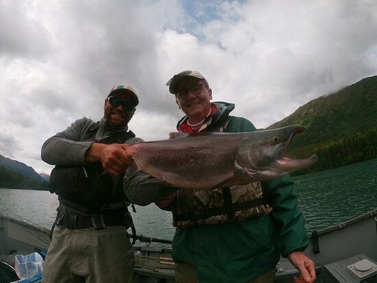 Five Dogs Fishing-Cooper Landing必去景点
