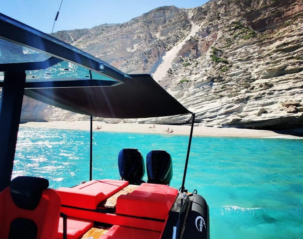 Salty Rides-米洛斯岛必去景点