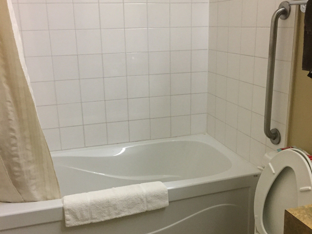因尼斯费尔旅游套房酒店主图