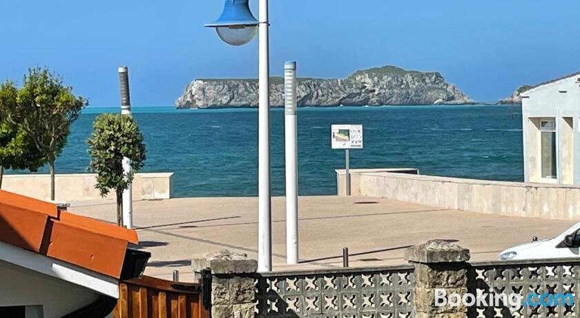 La Playa Suites Suances主图