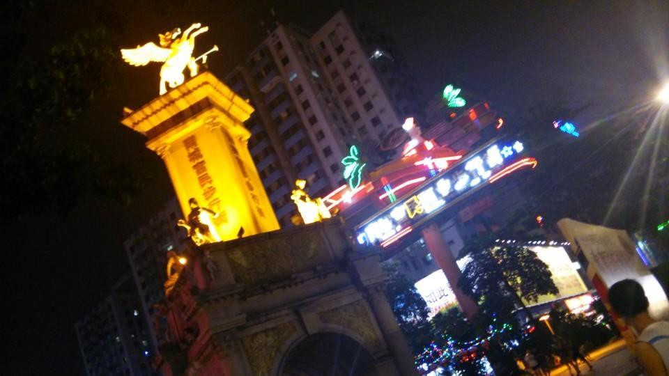东莞南城富民美食街-东莞市必去景点