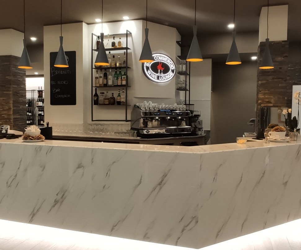 Bar Commercio Wine Lounge