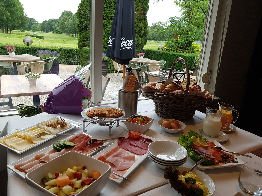 Mijnsheerenland餐馆和美食-Brasserie Rhoonse polder