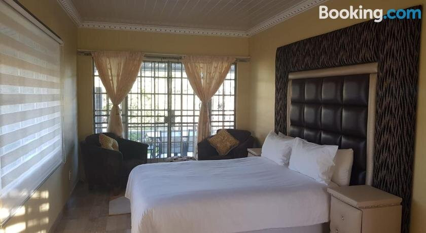 Sindicau Guest House