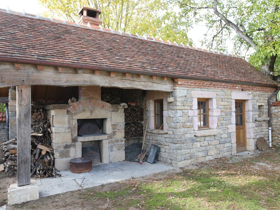 Four À Pain Communal De Charrecey