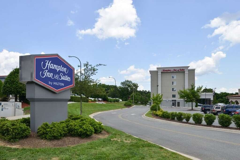 Hampton Inn & Suites Greensboro/Coliseum Area主图