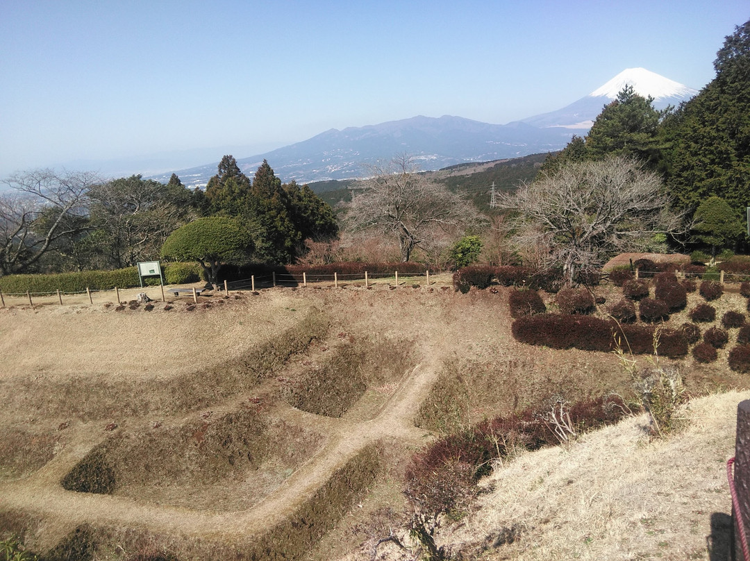 Yamanaka Castle Ruins景点图片