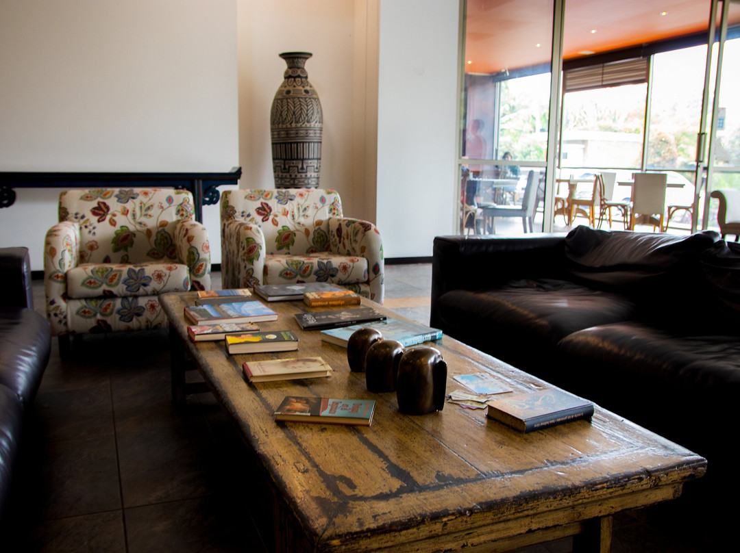 Mg Hotels And Suites Llanogrande主图