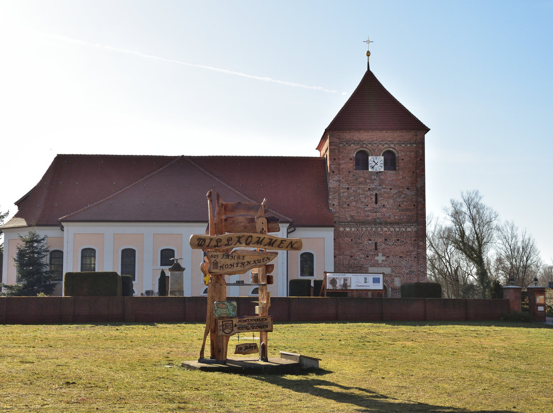 Dorfkirche Hohennauen景点图片