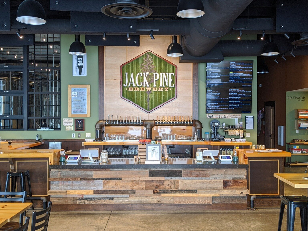 Jack Pine Brewery-Baxter必去景点