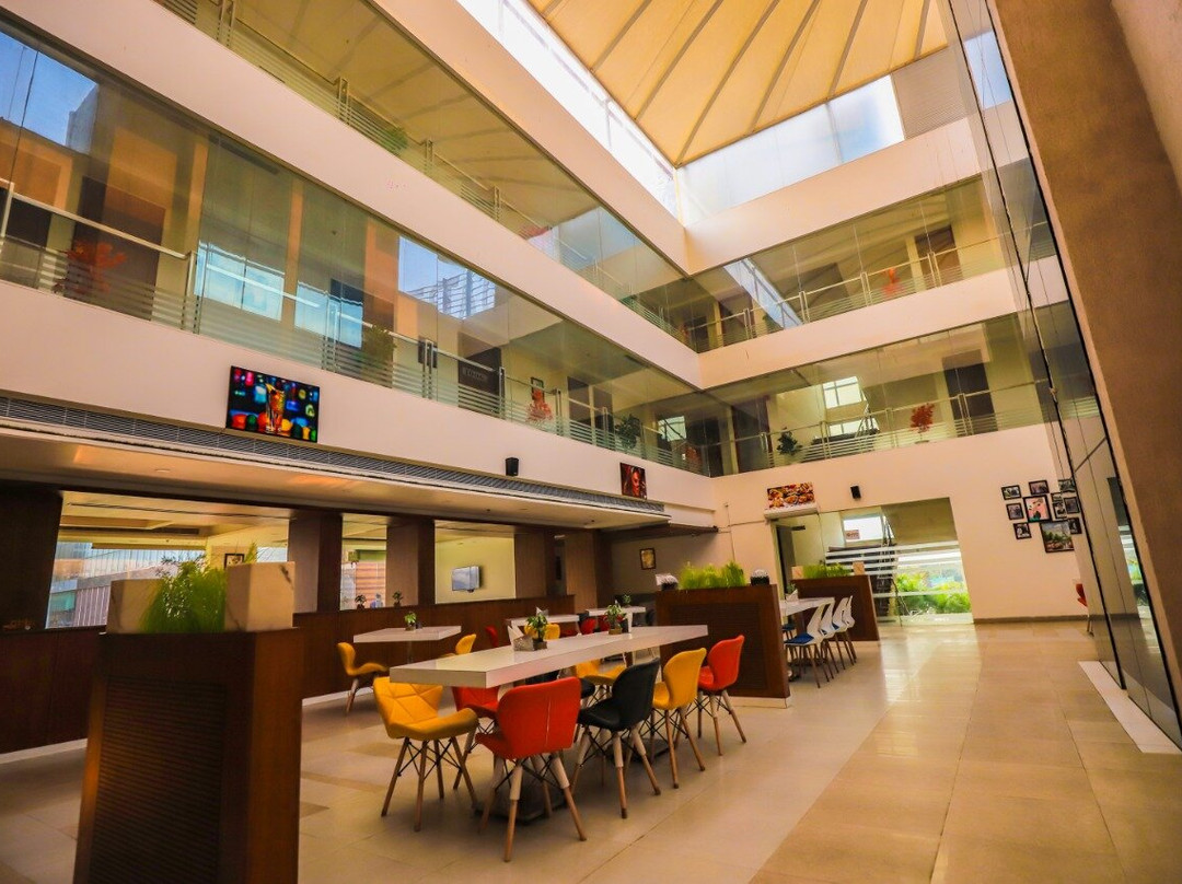 Krishna Valley Resort Vrindavan主图