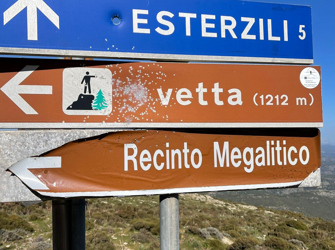 Monte Santa Vittoria-Esterzili必去景点