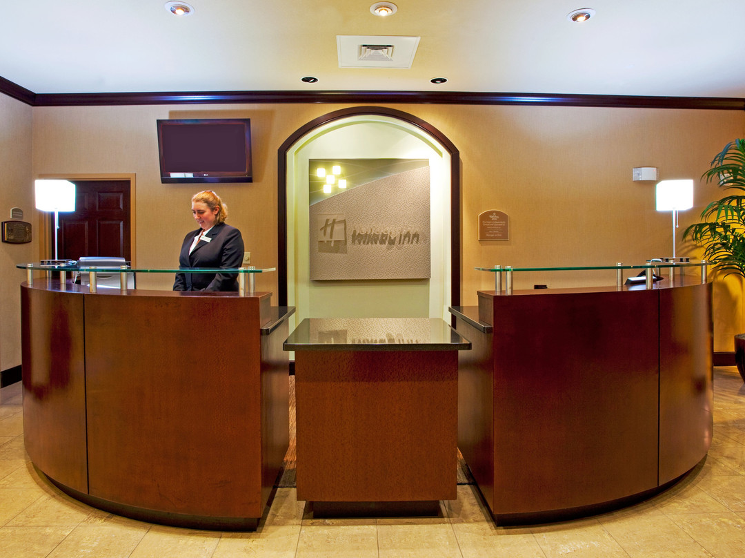 Holiday Inn & Suites Orange Park - Wells Rd. By IHG主图