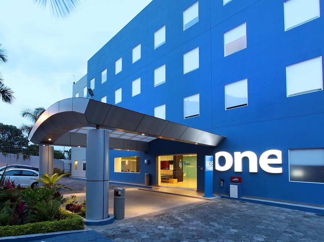 One Cuernavaca主图