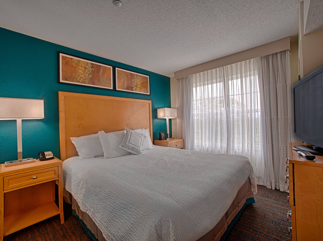 Residence Inn by Marriott Neptune at Gateway Centre主图