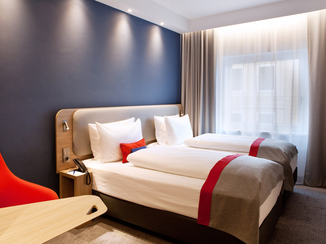 Holiday Inn Express Munich - Olympiapark by IHG主图