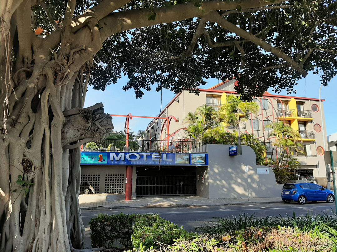 滨水斯特兰德酒店主图