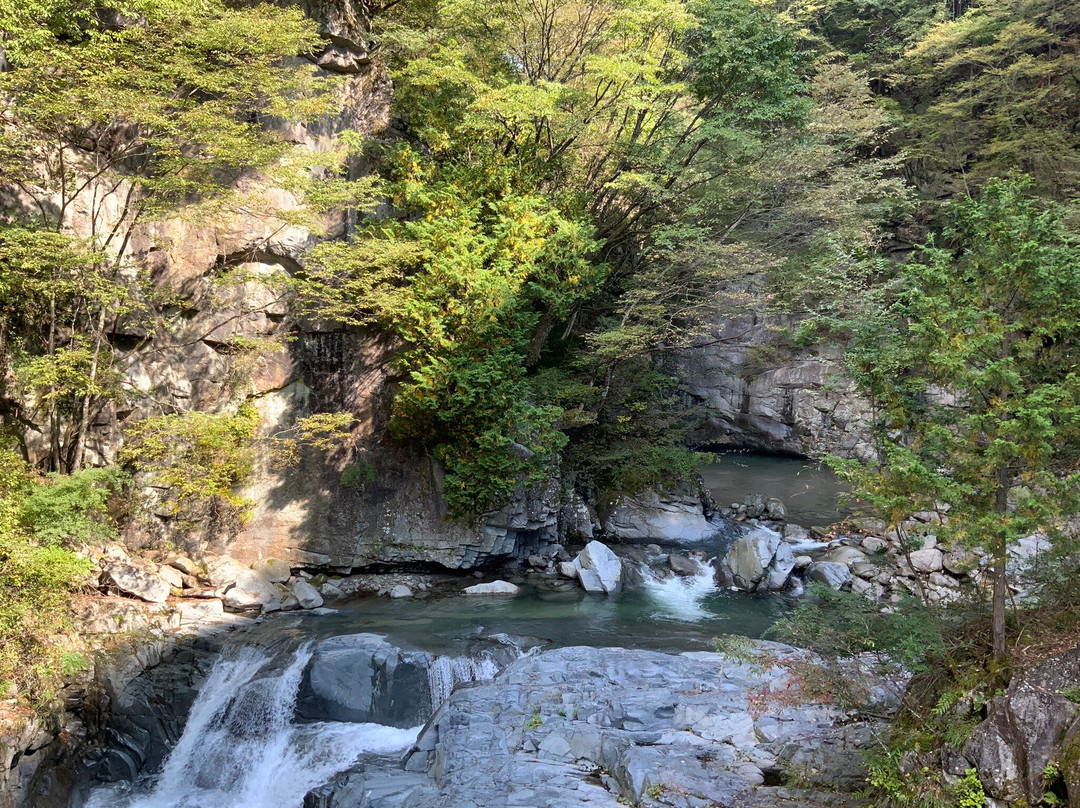 Ichinokama Falls景点图片