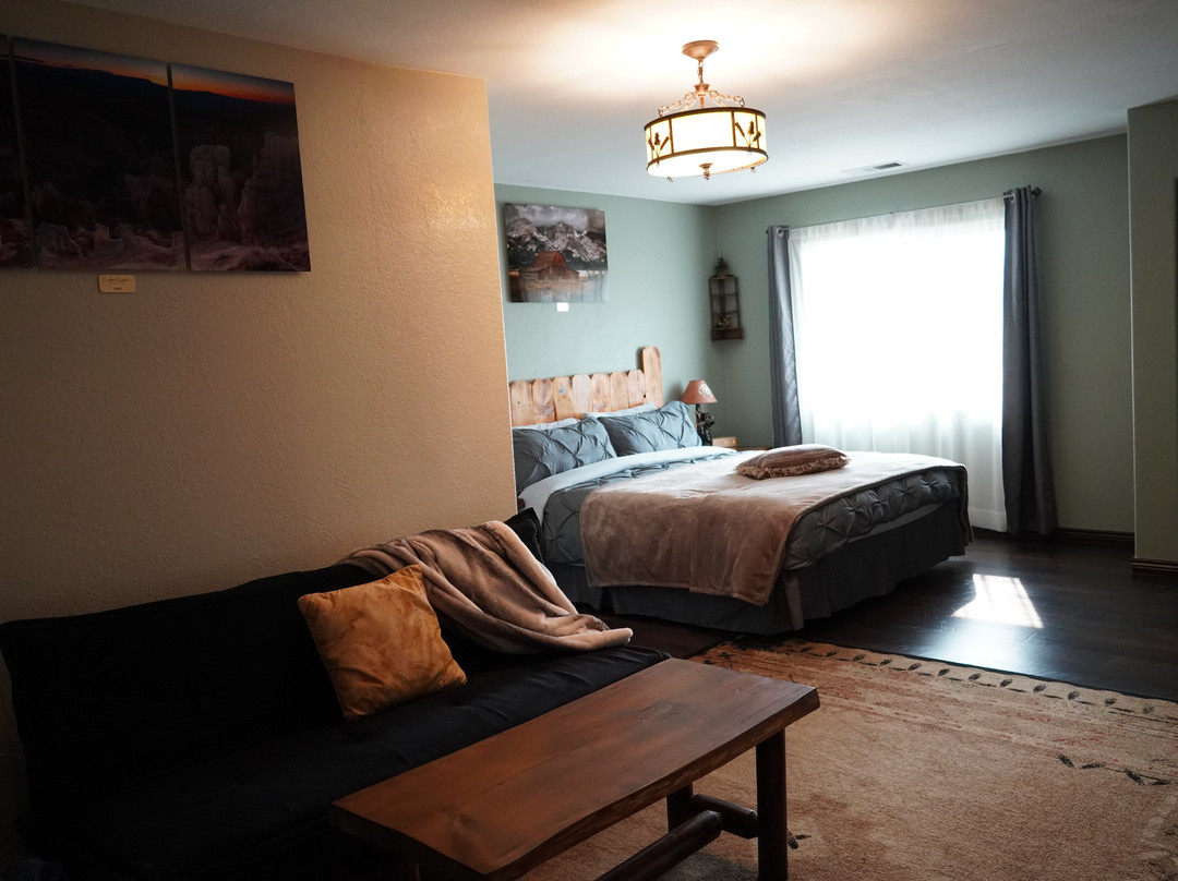 Bryce Trails Bed and Breakfast主图