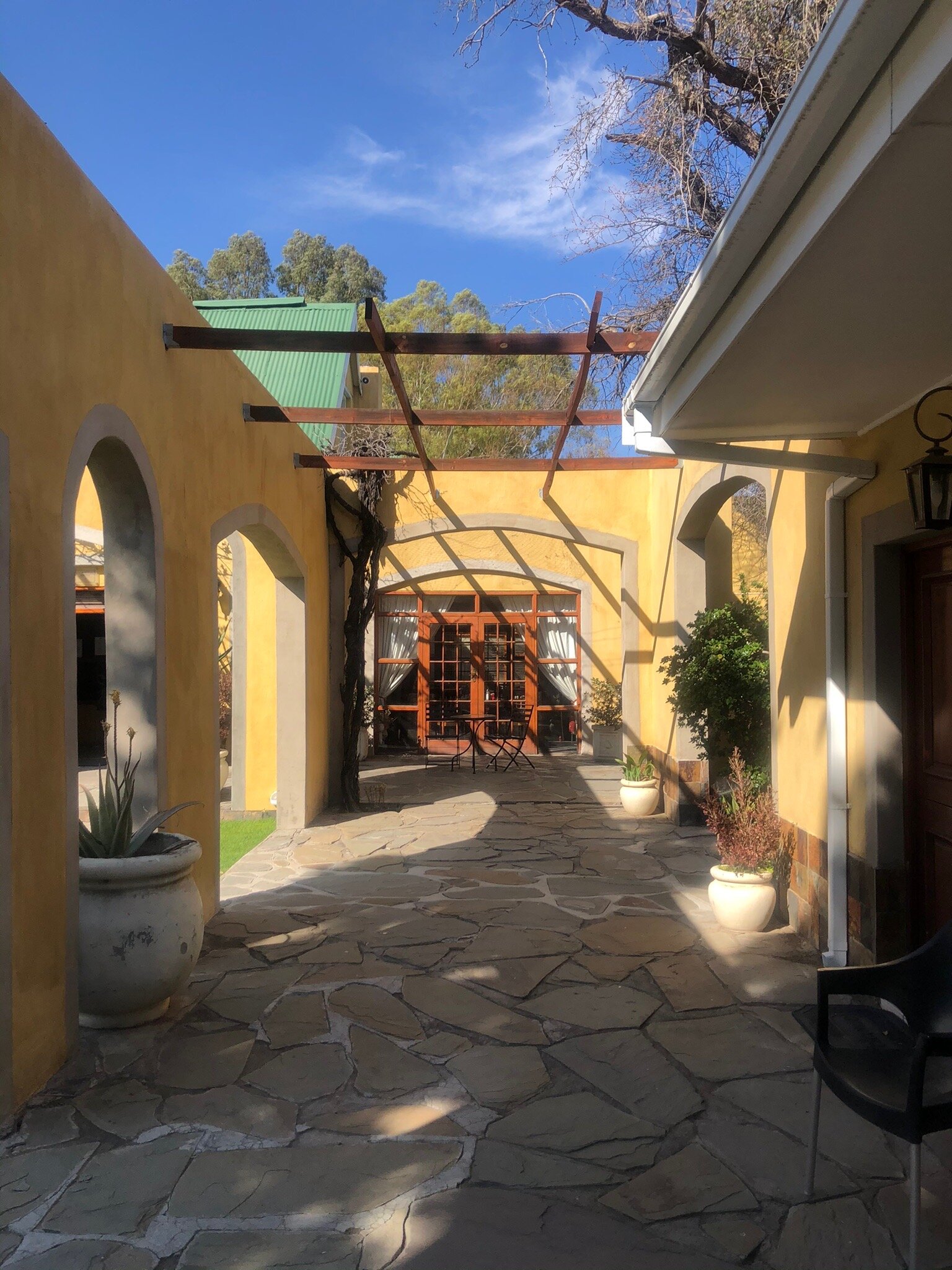 17 on Bird Guest House-官方