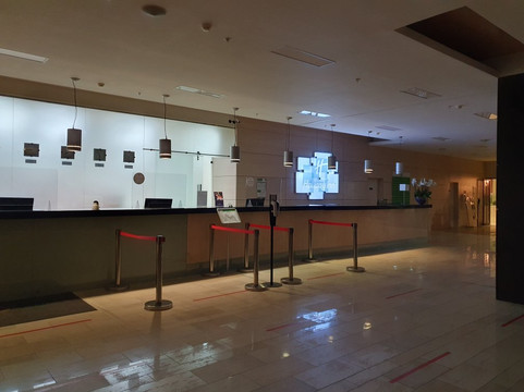 假日酒店度假村主图