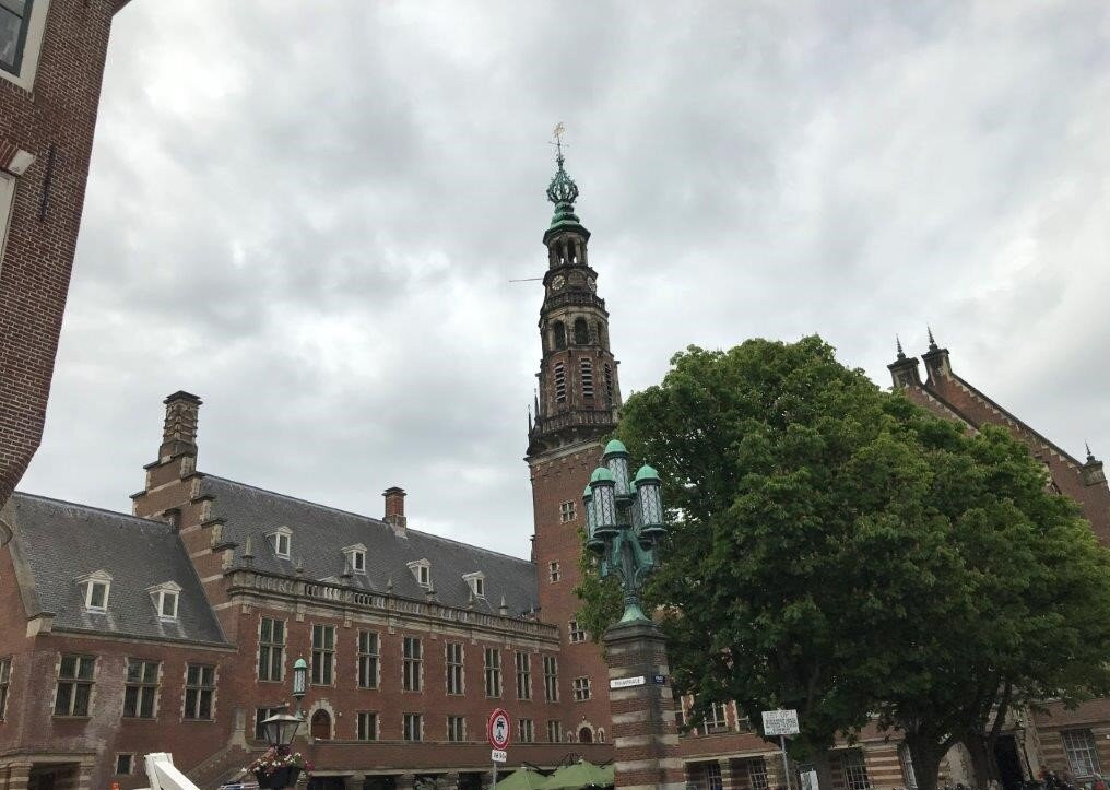 het Stadhuis van Leiden uit 1596景点图片