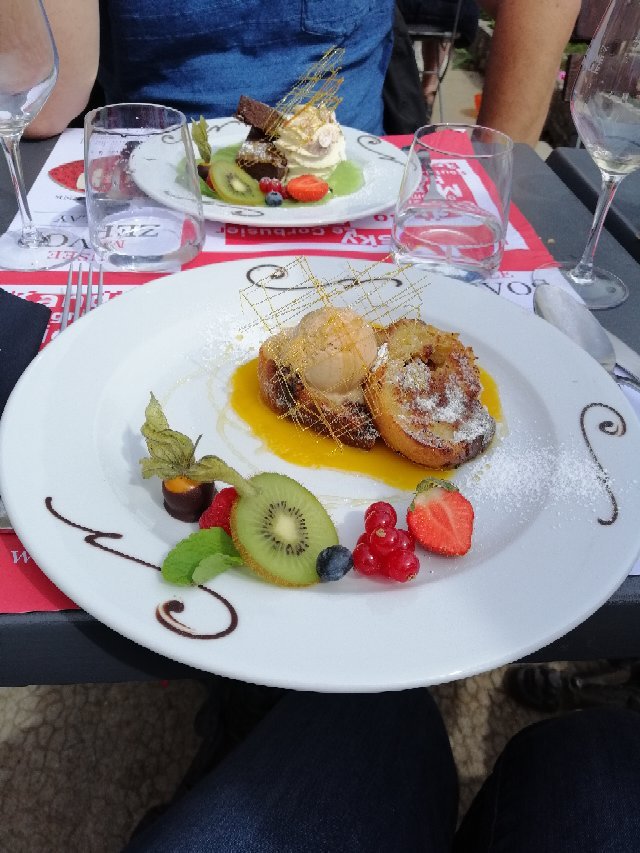Hotel Le Cheval Blanc-官方