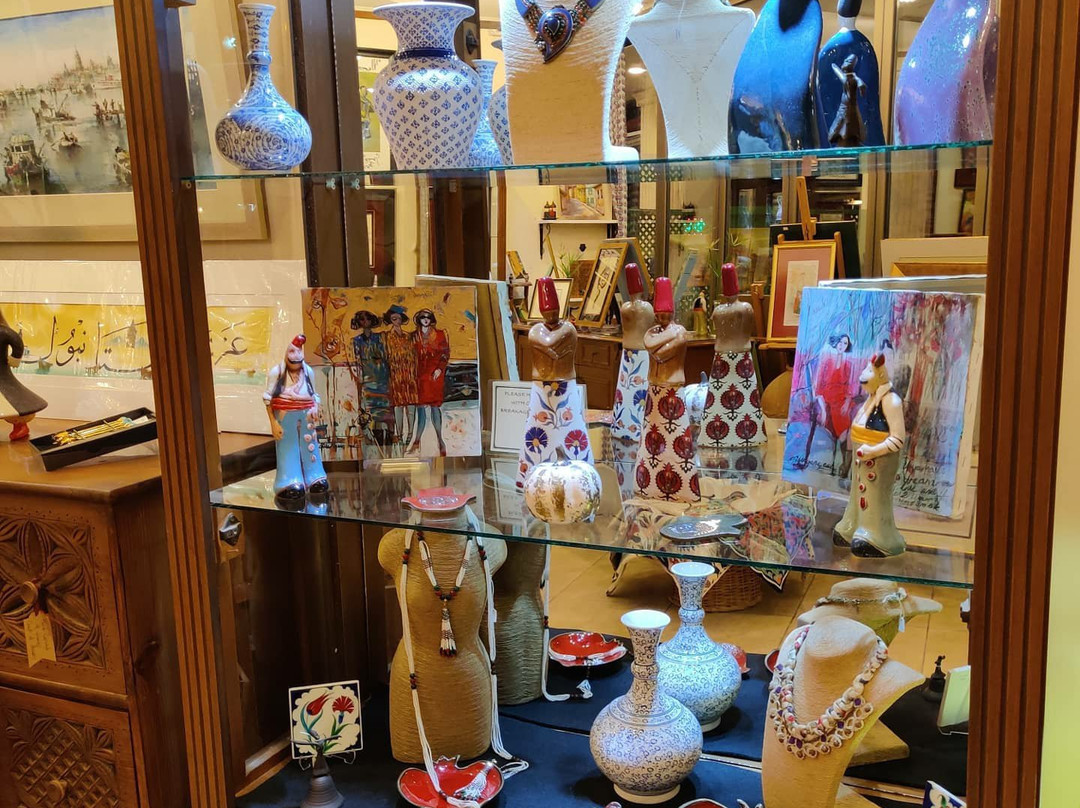 Gallery Iz景点图片