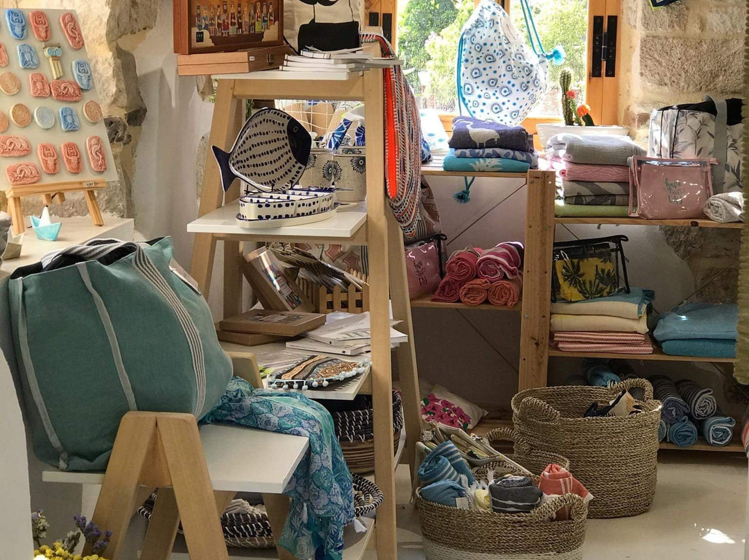 Blue Shades-Ierapetra必去景点