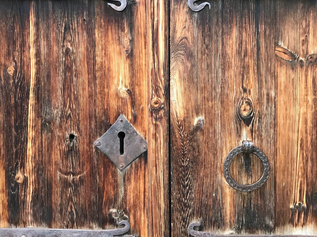 Església de Sant Serni de Llorts-就滋必去景点