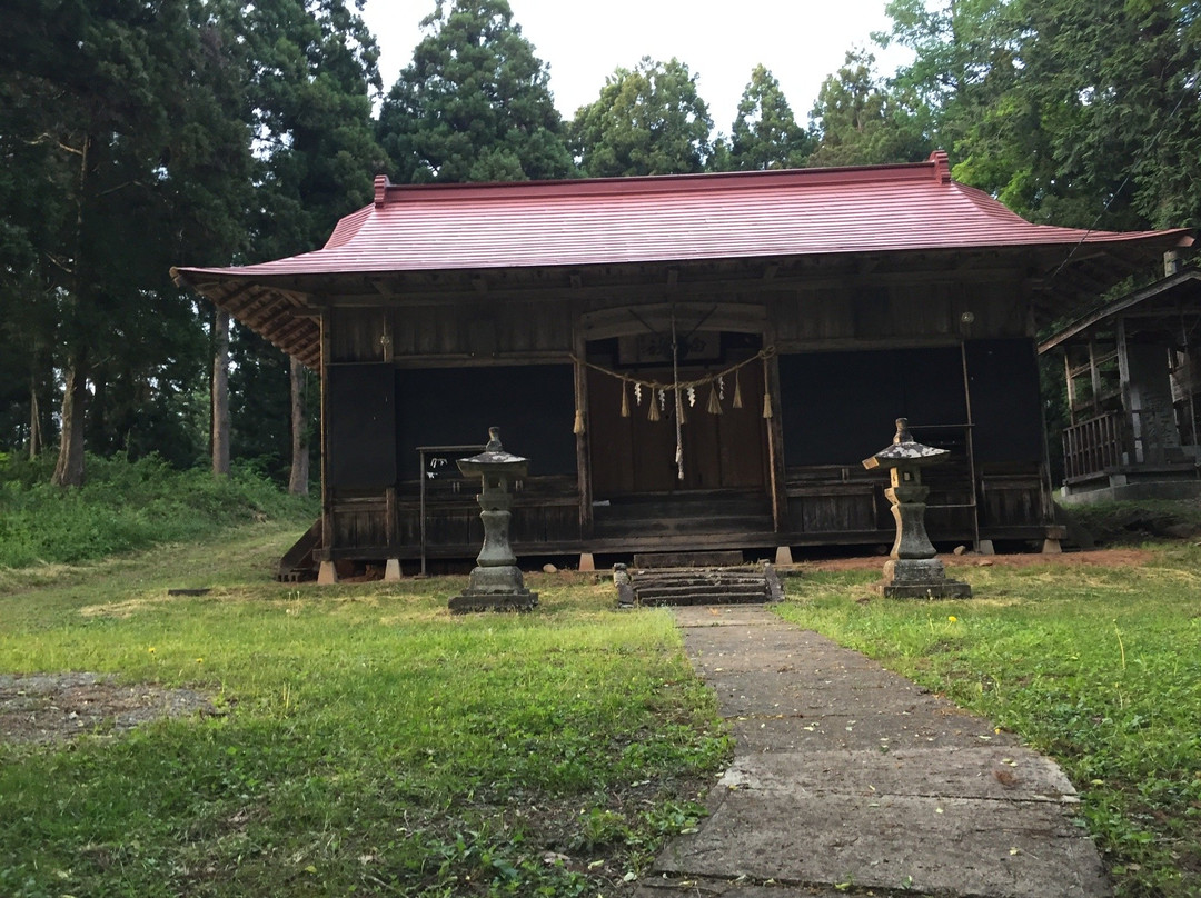 Kuroiwa Shiroyama Shrine景点图片