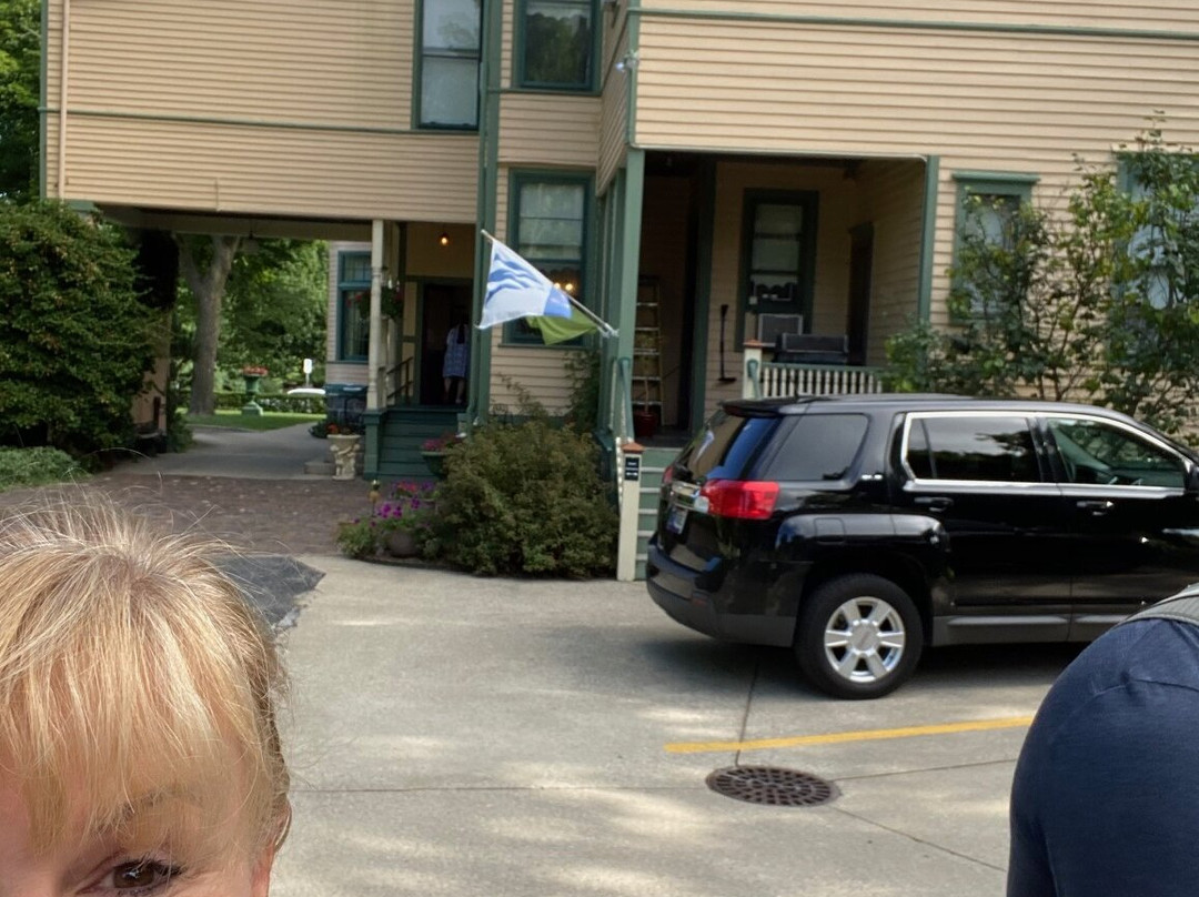 The Oliver Inn主图