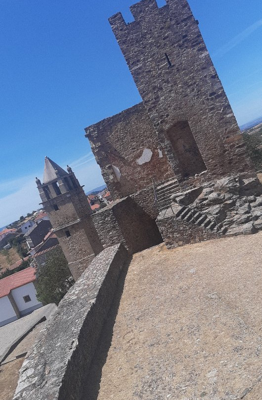 Castelo de Mogadouro景点图片