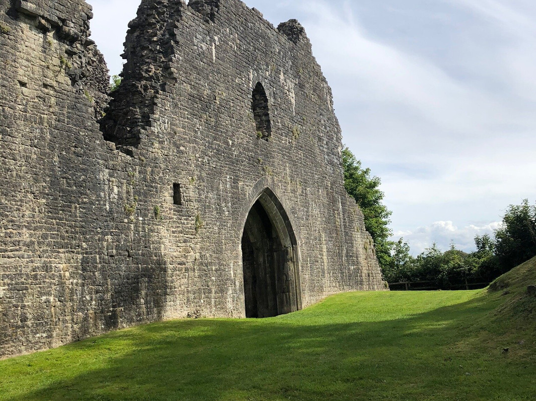 St Quentin's Castle景点图片