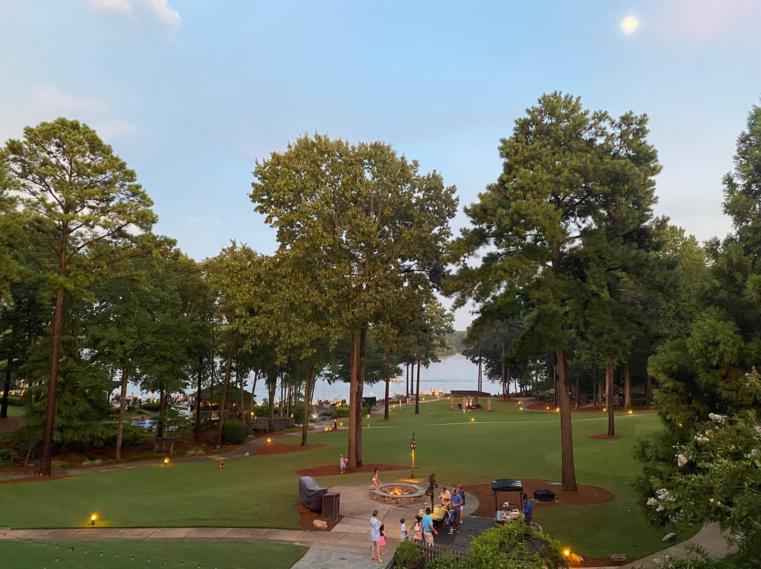 雷诺兹普兰泰申丽思卡尔顿小屋酒店主图