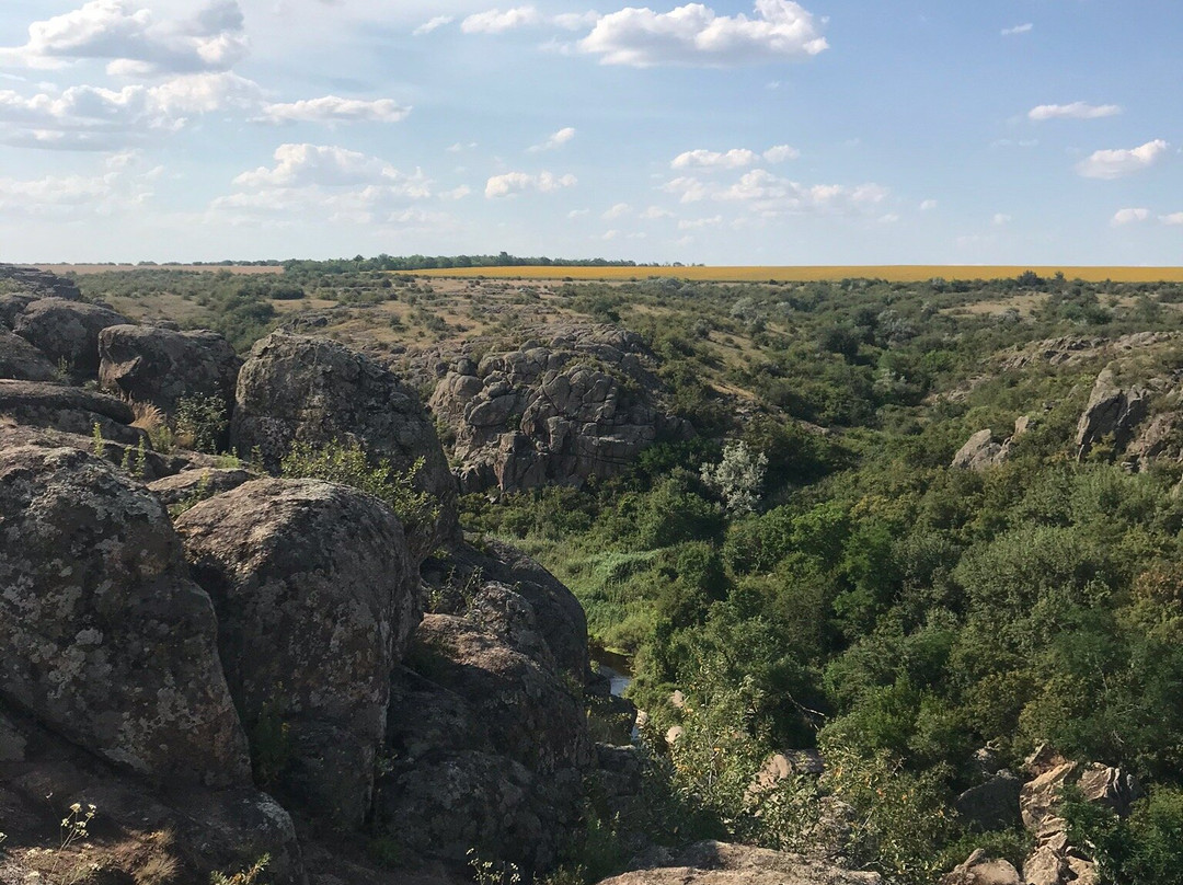 Devil's Valley-Aktove必去景点