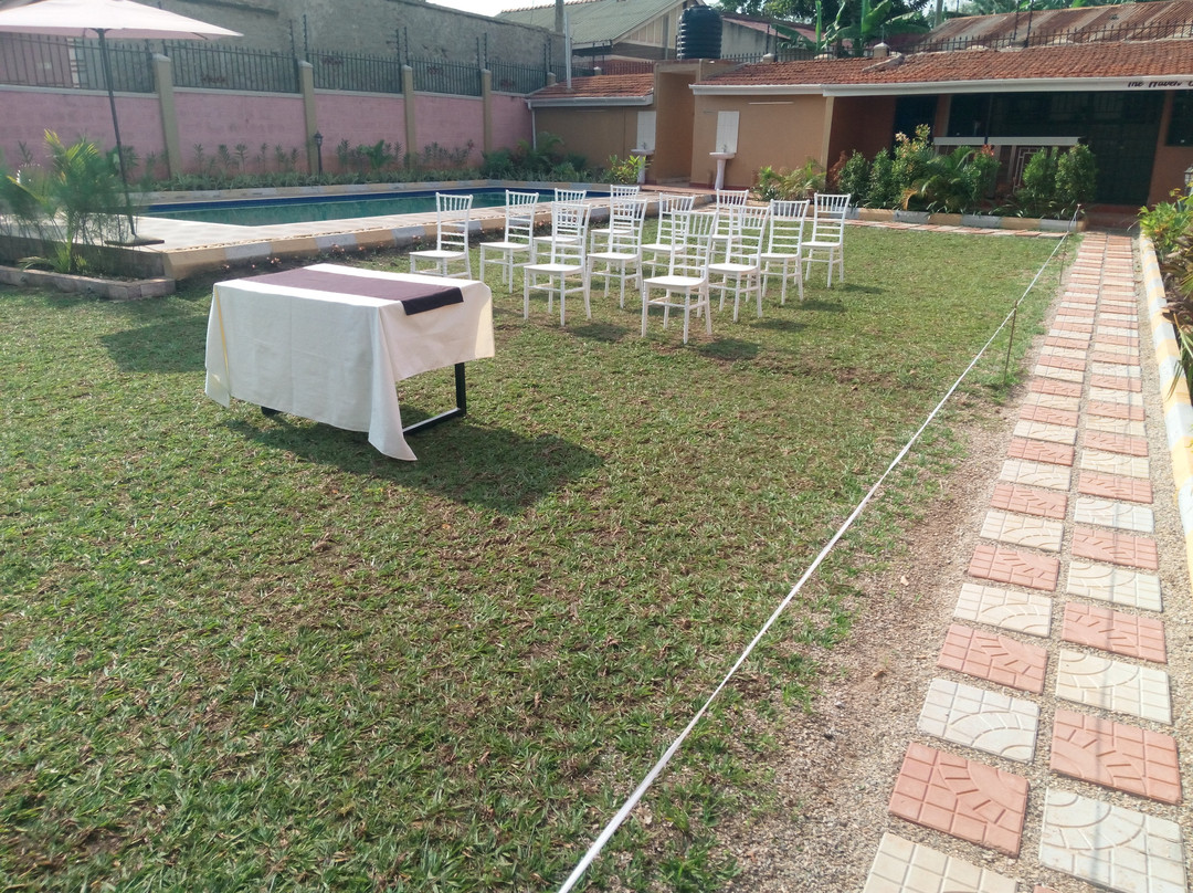 Rehoboth Hotel & Apartments主图