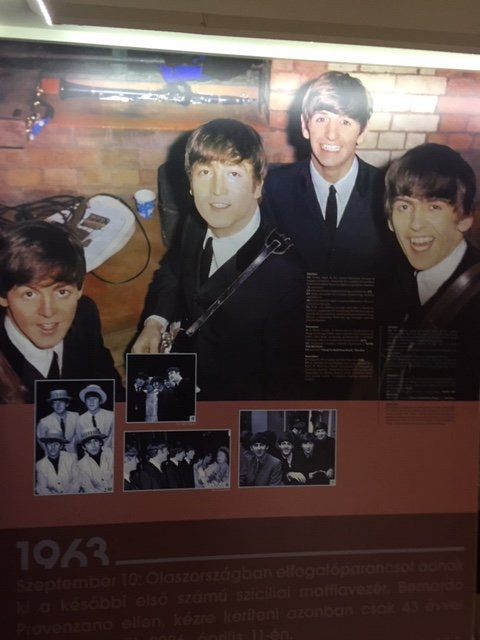 Egri Road Beatles Museum景点图片