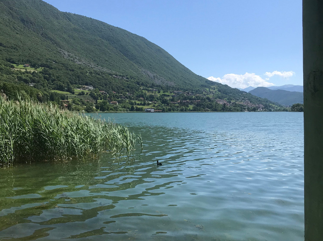 Lago Di Endine景点图片
