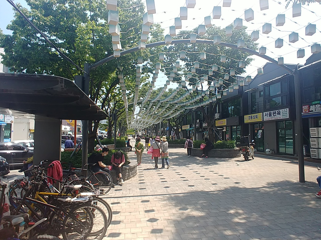 Gangneung Jungang Market-江陵市必去景点