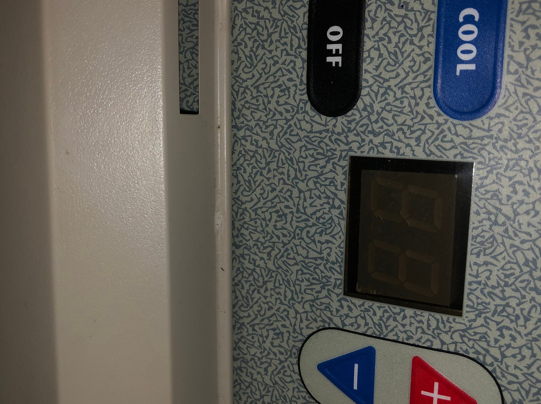 塔斯科拉快捷假日酒店主图