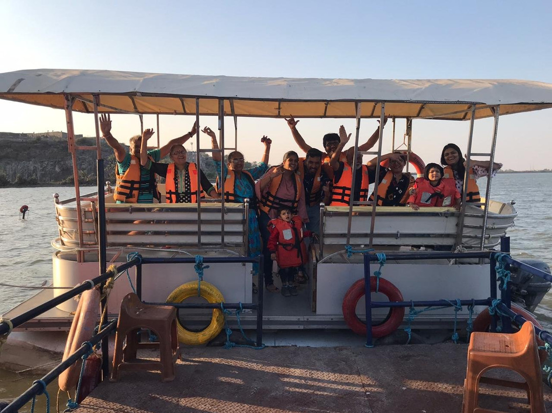 Lal Pari Lake-杰拉果德必去景点