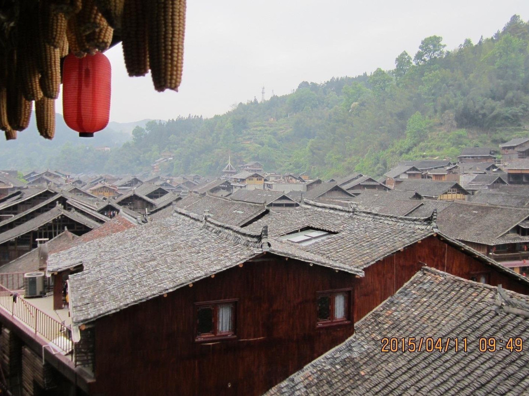 Ethnic minority’s villages travel by locals景点图片